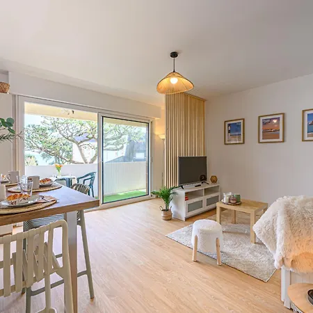 Апартаменты Port Haliguen Plaisance-2 By Interhome