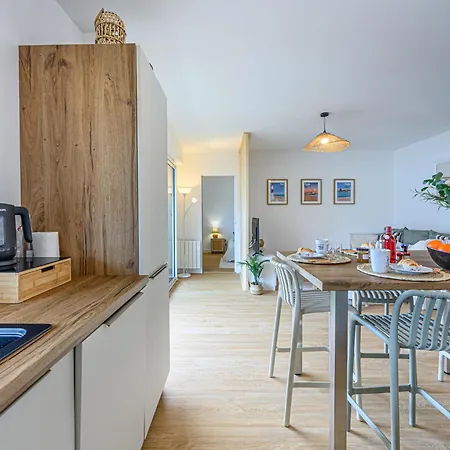 Апартаменты Port Haliguen Plaisance-2 By Interhome Киберон